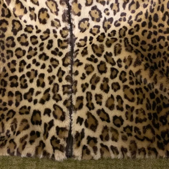 Women’s Faux Fur reversible Coat  - XL - Picture 6 of 12